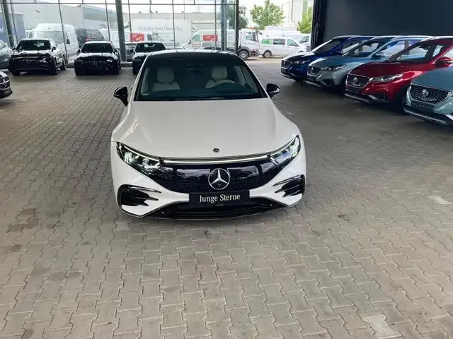 Mercedes-Benz EQS