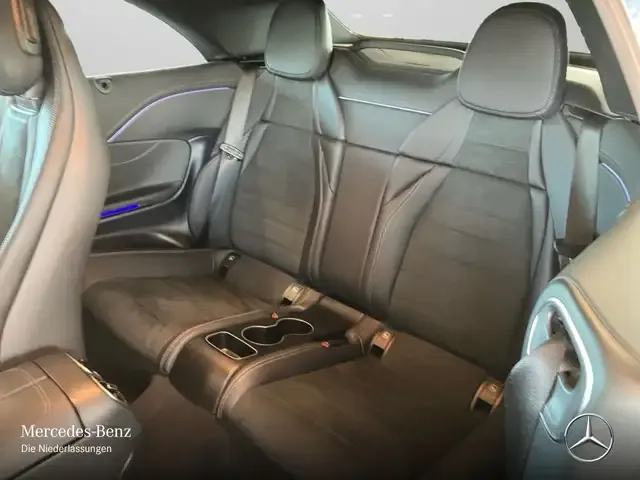 Mercedes-Benz CLE 300