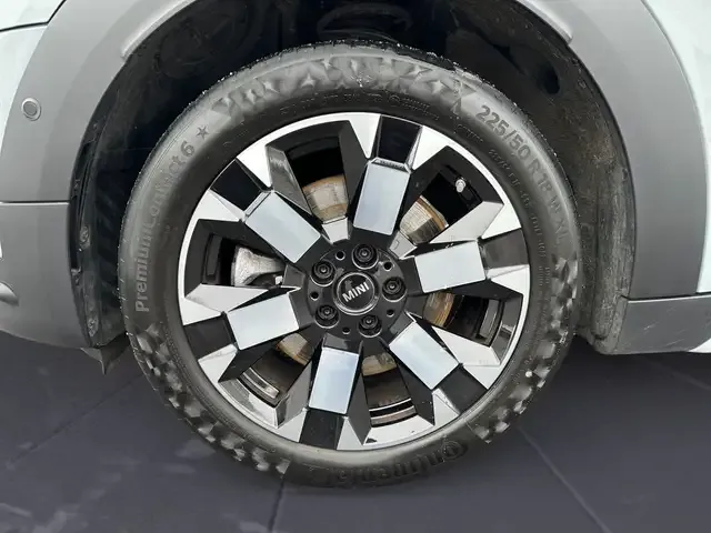 MINI Cooper SE Countryman