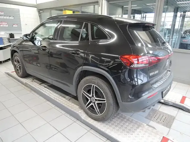 Mercedes-Benz EQA 250