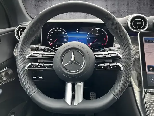 Mercedes-Benz GLC 220