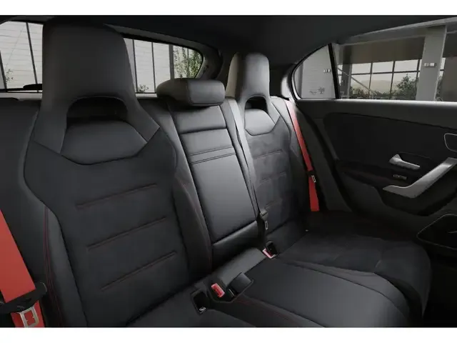 Mercedes-Benz A 35 AMG