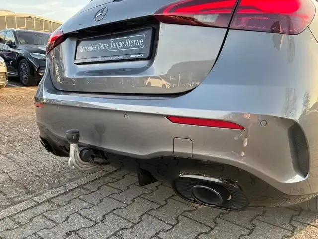 Mercedes-Benz A 35 AMG