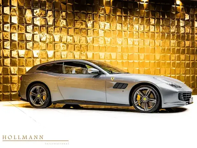 Ferrari GTC4 Lusso