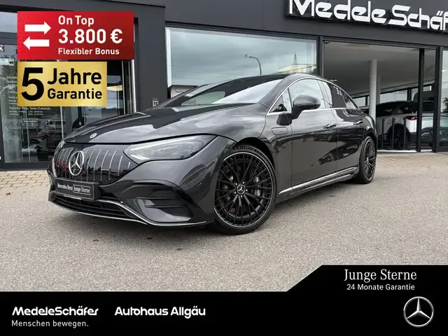 Mercedes-Benz EQE 43