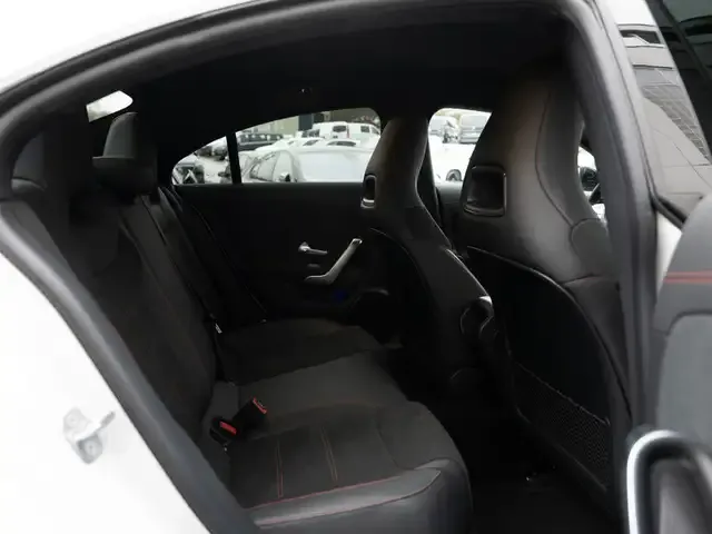 Mercedes-Benz CLA 45 AMG