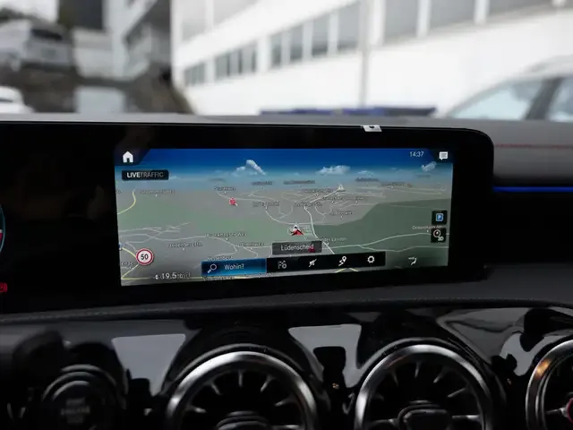 Mercedes-Benz CLA 45 AMG