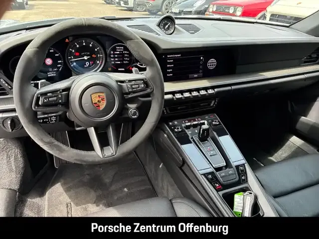 Porsche 992