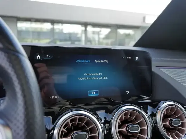 Mercedes-Benz EQA 250