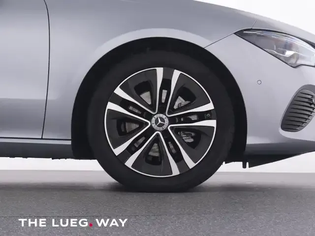 Mercedes-Benz CLA 180