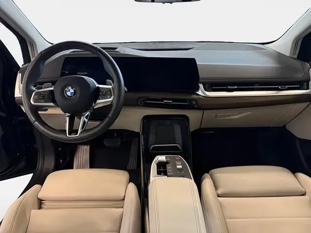 BMW 223