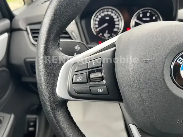 BMW 216
