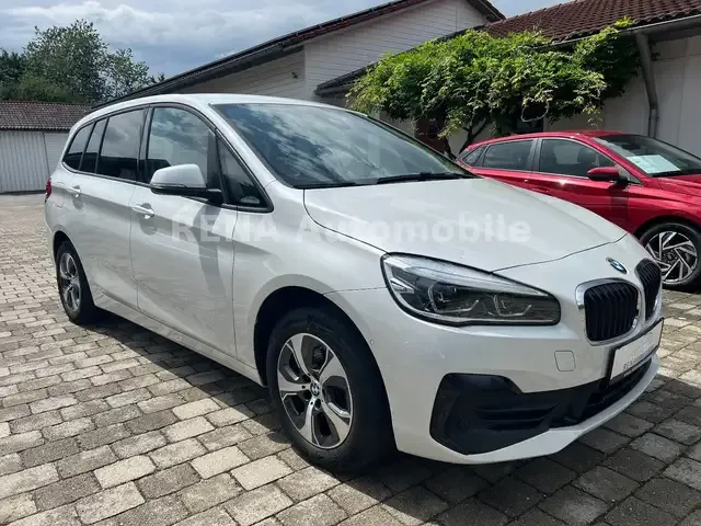 BMW 216