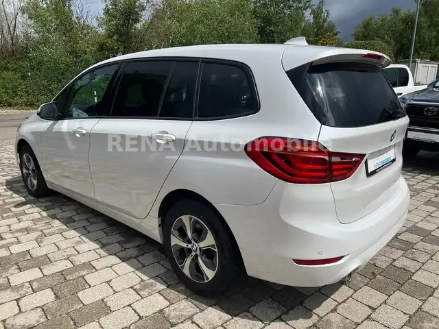 BMW 216
