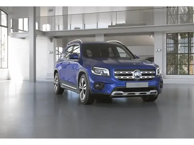 Mercedes-Benz GLB 200