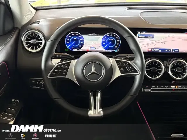 Mercedes-Benz EQB 300