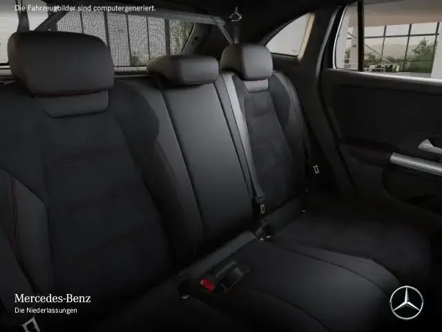 Mercedes-Benz GLA 180
