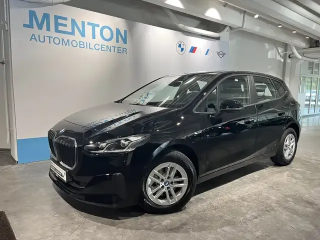 BMW 225