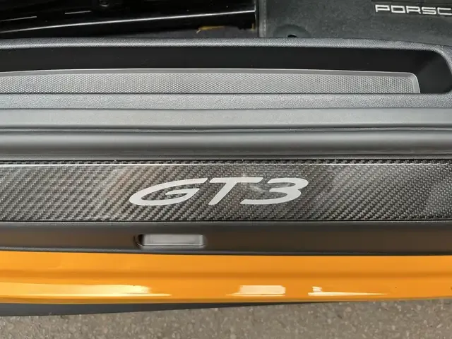 Porsche 992