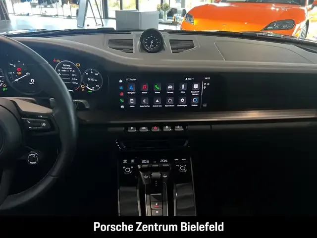 Porsche 992