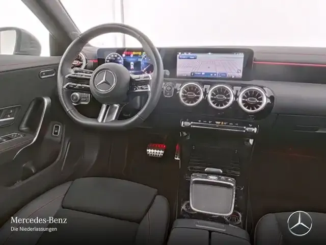Mercedes-Benz CLA 220