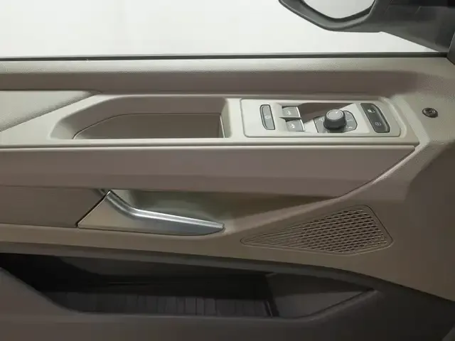 Volkswagen T7 California