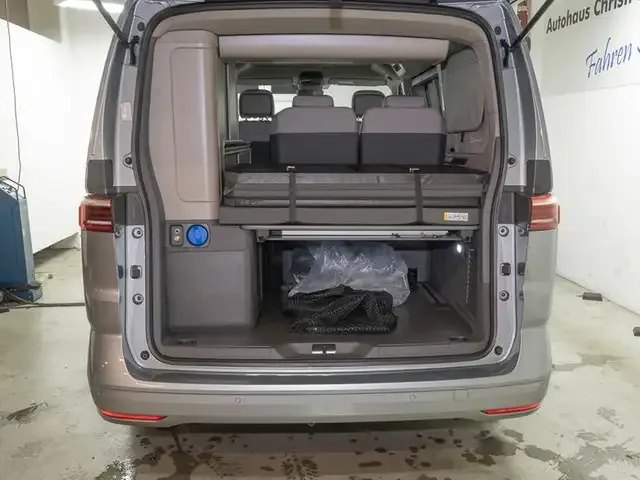 Volkswagen T7 California