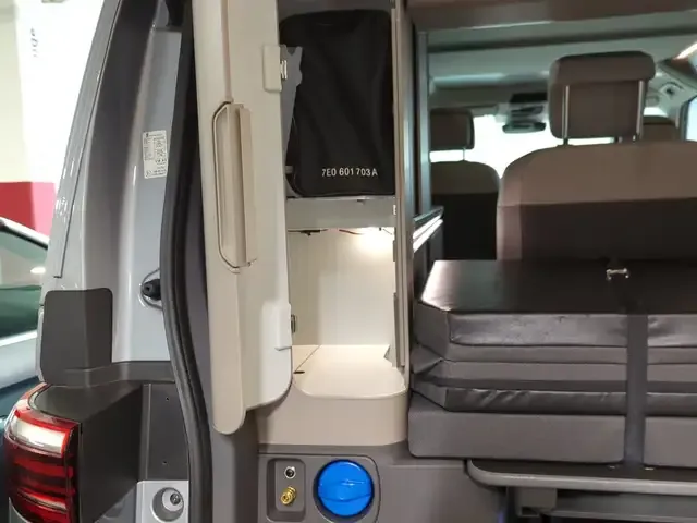 Volkswagen T7 California