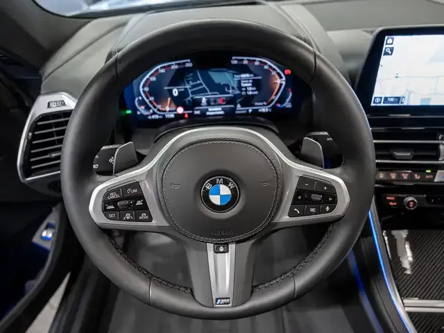 BMW 840