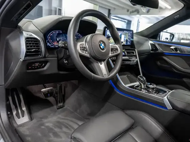 BMW 840