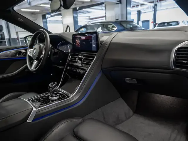 BMW 840