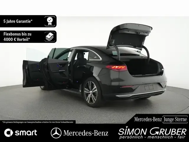 Mercedes-Benz EQE 300