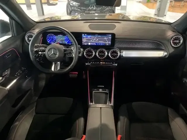 Mercedes-Benz EQB 350