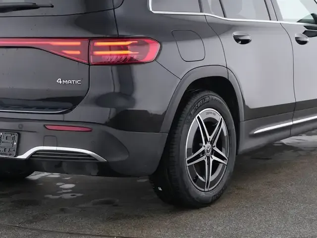Mercedes-Benz EQB 350