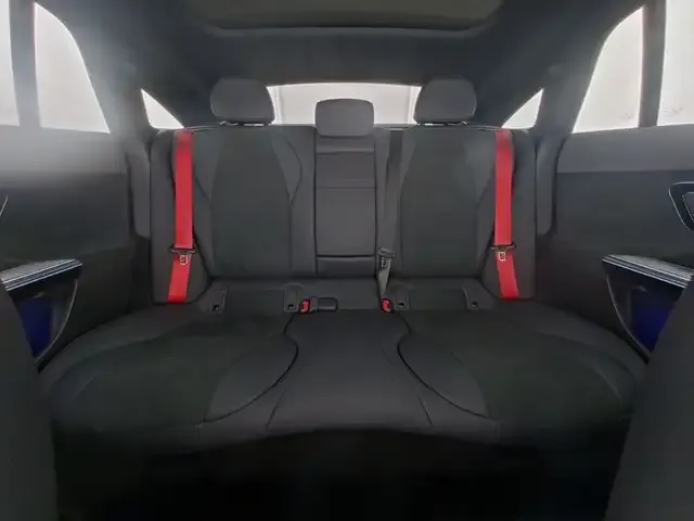 Mercedes-Benz EQE 300