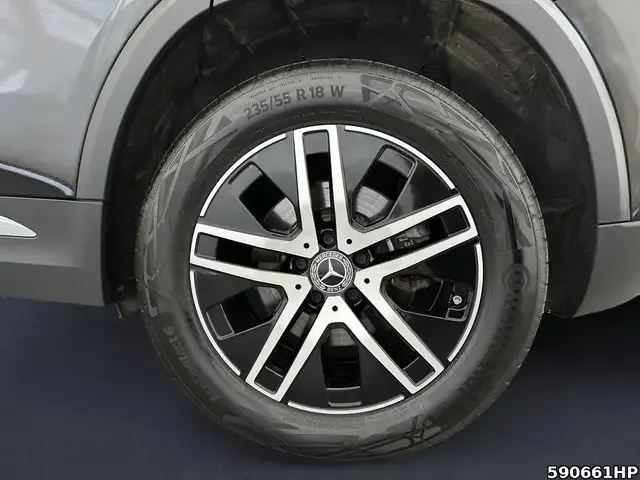 Mercedes-Benz GLA 220