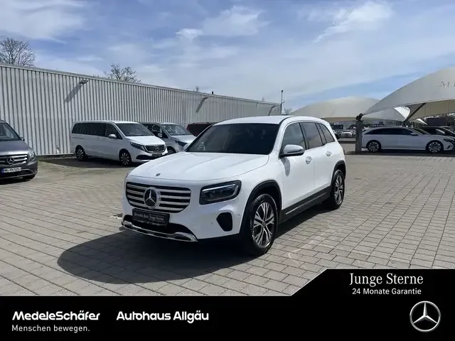 Mercedes-Benz GLB 180