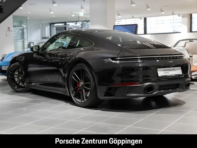 Porsche 992