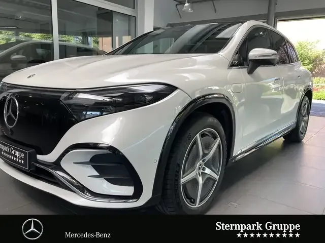 Mercedes-Benz EQS SUV