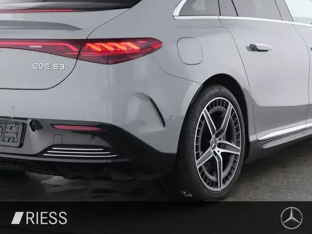 Mercedes-Benz EQE 53