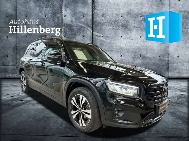 Mercedes-Benz GLB 220