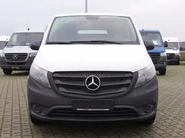 Mercedes-Benz Sonstige