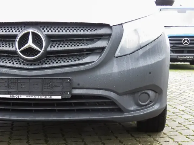 Mercedes-Benz Sonstige