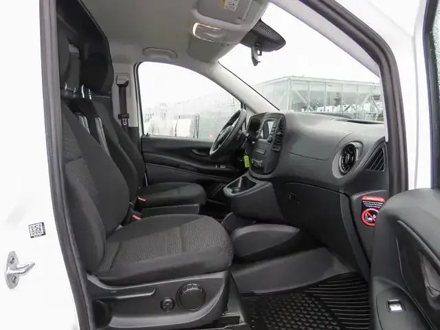 Mercedes-Benz Sonstige