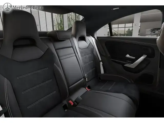 Mercedes-Benz CLA 180