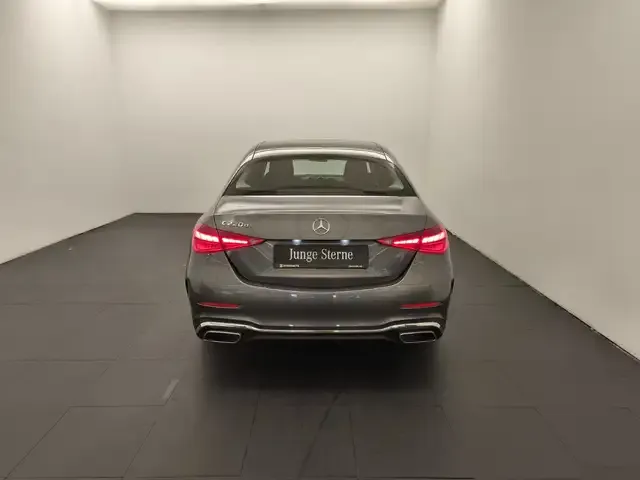 Mercedes-Benz C 220
