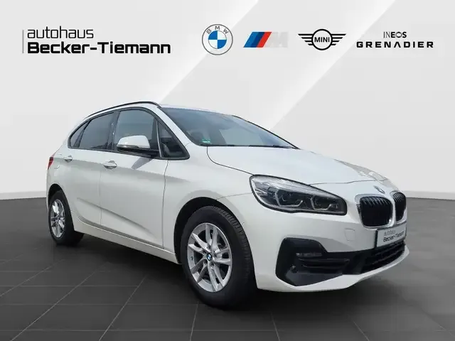 BMW 220