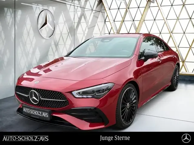 Mercedes-Benz CLA 200