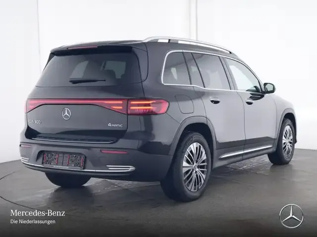 Mercedes-Benz EQB 300