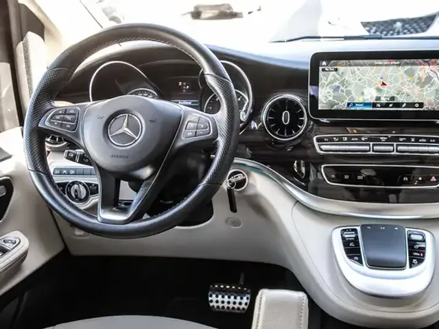 Mercedes-Benz V 200